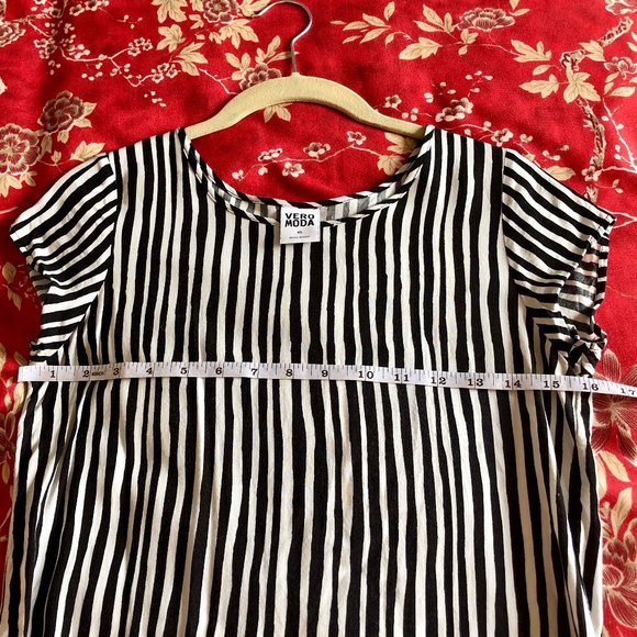 Vero Moda Zebra Print Black & White Tunic Blouse XS - Picture 10 of 15